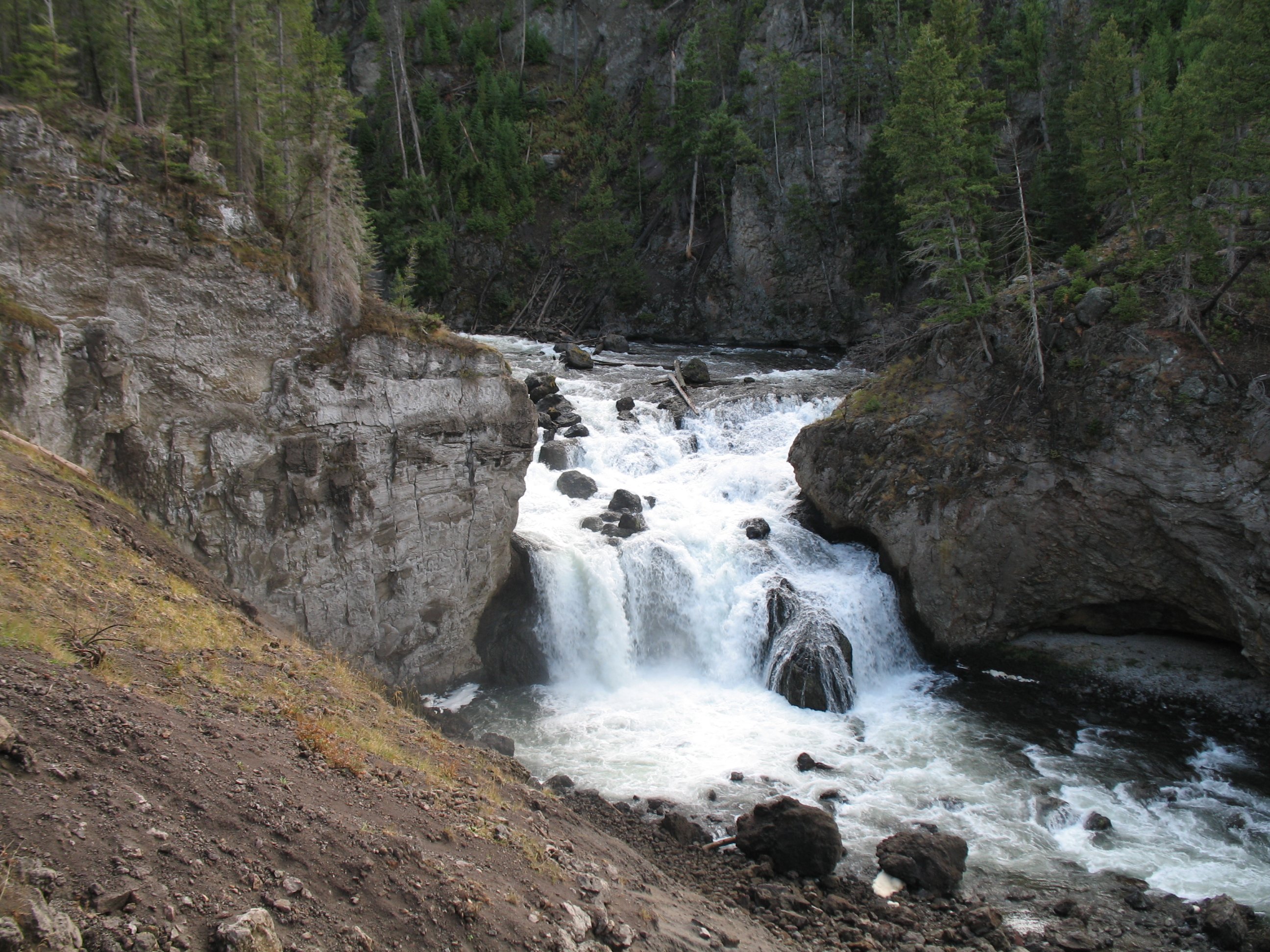 yellowstone022.jpg